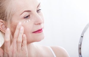 Độ tuổi nào được phép làm đẹp?